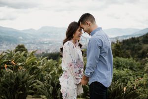 engagement session medellin colombia